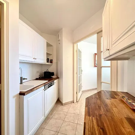 'le Victoria Beach' Vue Plein Centre, Spacieux * Menton