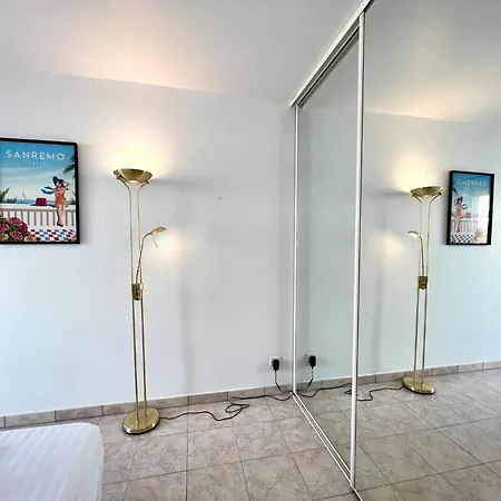 'le Victoria Beach' Vue Plein Centre, Spacieux Appartement Menton