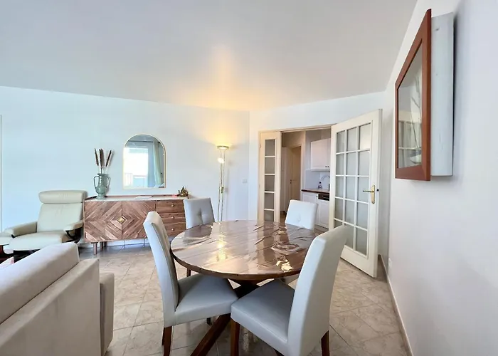 'le Victoria Beach' Vue Plein Centre, Spacieux Apartment Menton