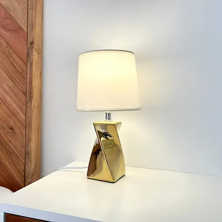 Apartment 'le Victoria Beach' Vue Plein Centre, Spacieux Menton