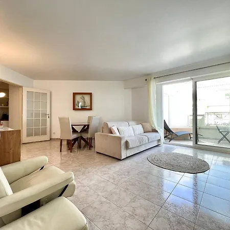 'le Victoria Beach' Vue Plein Centre, Spacieux Апартаменти *