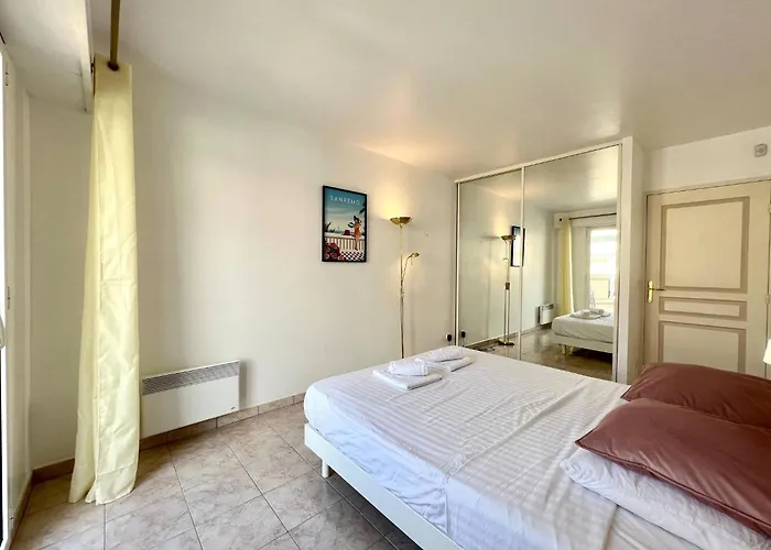 Apartment 'le Victoria Beach' Vue Plein Centre, Spacieux *