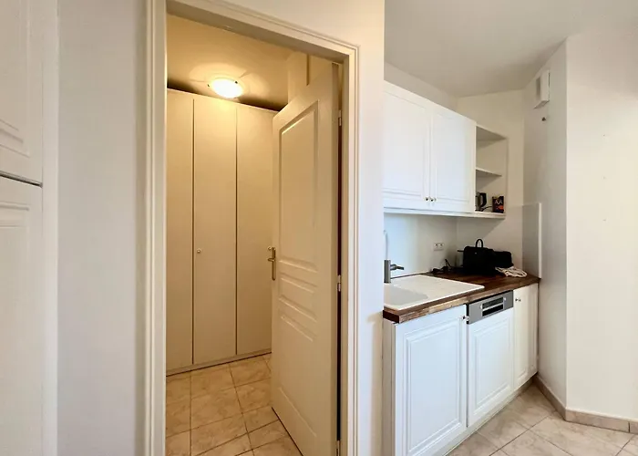 'le Victoria Beach' Vue Plein Centre, Spacieux Appartement Menton