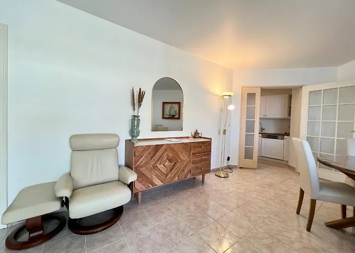 Appartement 'le Victoria Beach' Vue Plein Centre, Spacieux *